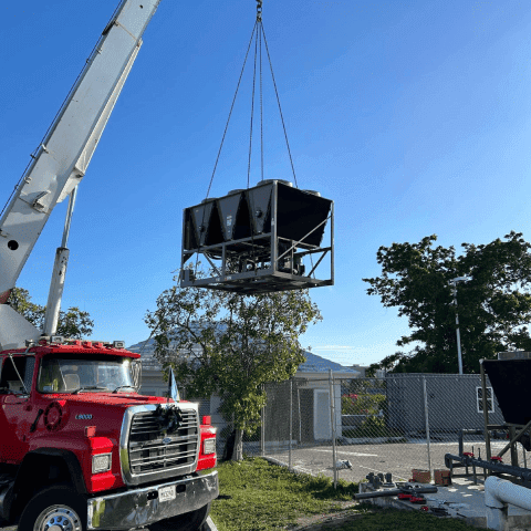 100-Ton Chiller Replacement Supporting Reliable Commercial Building Cooling